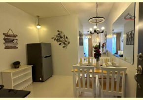 Unique Condo with Bunk Beds and Minimalist Decor with FREE Swimming Pool - B2 5Kunzite